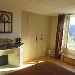 Bed and breakfast La Demeure De Cyr